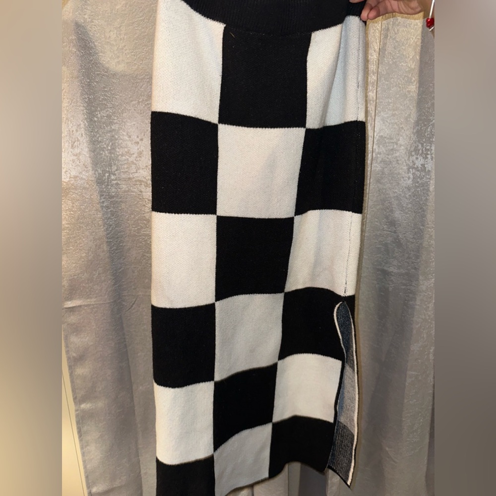 Summer Fall Black White Knitted High Waist Bodycon Maxi Skirt For Woman
